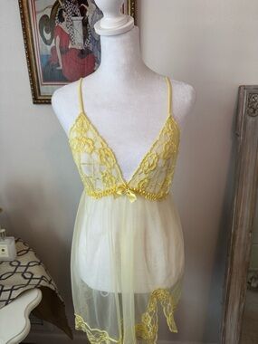 Fredrick’s of Hollywood Yellow Lace Sheer Babydoll Chemise - Women's Intimates